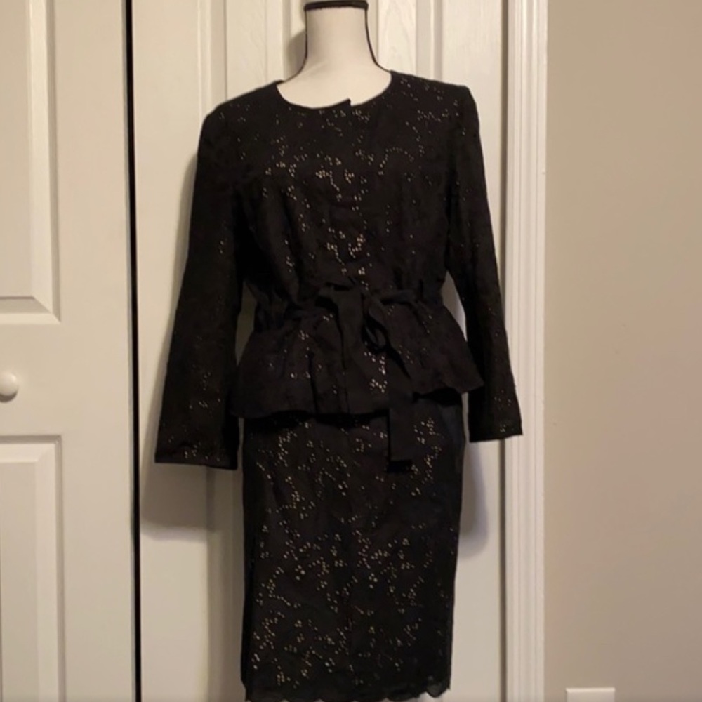 Ann Taylor LOFT black & beige cotton lace lined skirt & jacket set - Picture 2 of 8